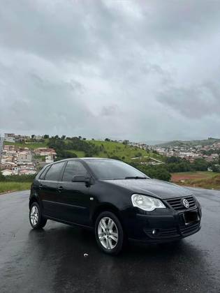 VOLKSWAGEN POLO 1.6 MI 8V FLEX 4P MANUAL